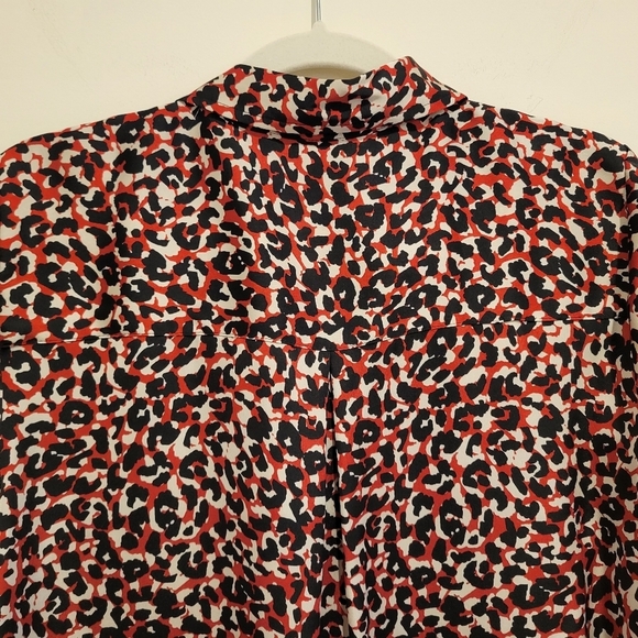 2/$18 Sanctuary Silk Animal Leopard Print Button Down Shirt Collar Long Sleeve - Picture 8 of 9